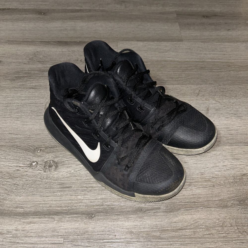 Nike Kyrie 3 BHM GS Black History Month 5Y Youth Sneakers 869981-001